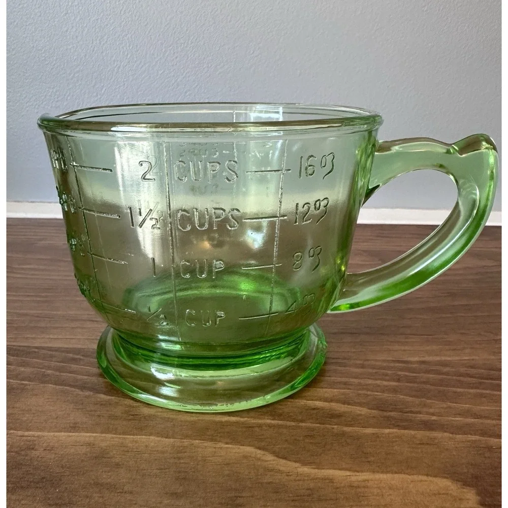 Hazel-Atlas Measuring Cup 2 Cup Green Uranium Glass UV Reactive Vintage